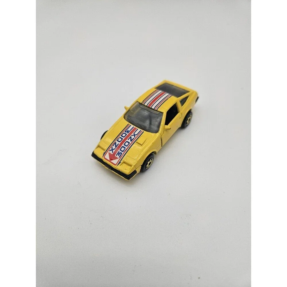 Hot Wheels Vintage 1984 Nissan 300ZX 1/64 Scale Diecast Excellent Cond